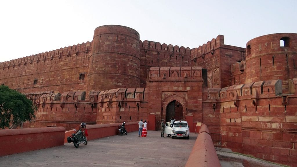 Lahore Gate en el Fuerte de Agra